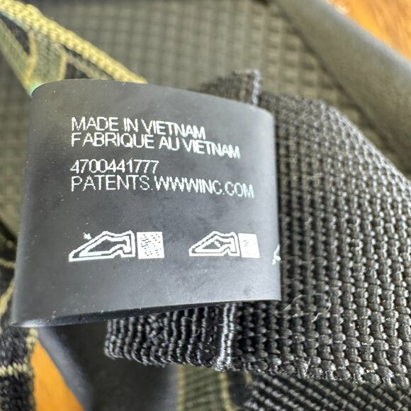 Chaco Men\'s Z/Cloud Sandal Ending Navy Size 11 Chacogrip Luvseat Green Black NEW